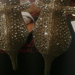 Classy Silver Sandle